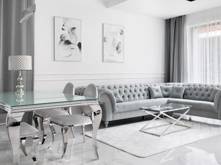 Kanapa w stylu glamour