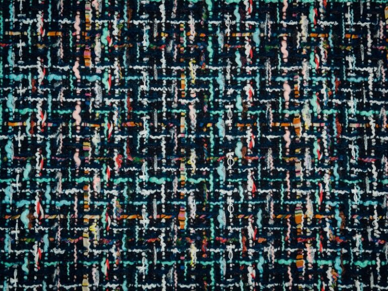 czyszczenie materiału boucle