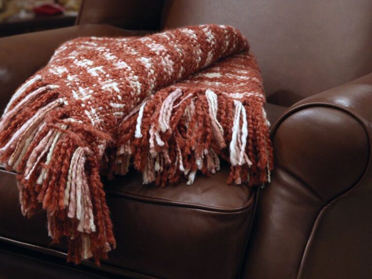 sprzedaż wyrobów boucle